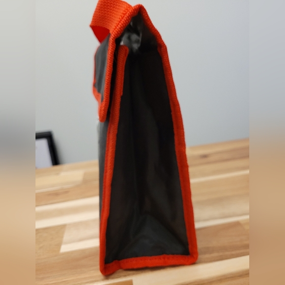 Toronto Raptors Official Lunch Bag (Insulated) - Picture 4 of 6